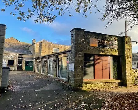 18th Century Courtyard Property * Settle