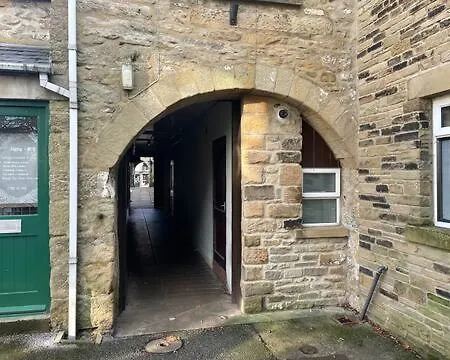 18th Century Courtyard Property Дом отдыха