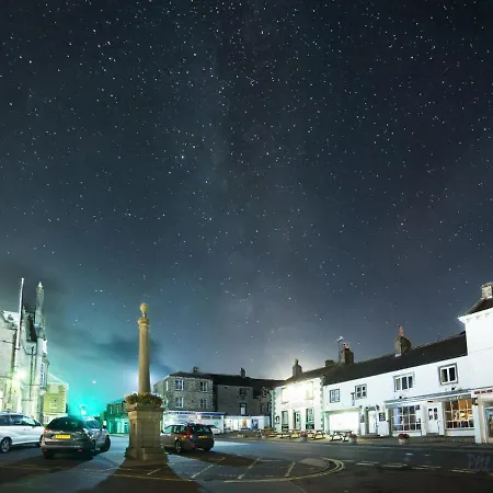 18th Century Courtyard Property Дом отдыха *
